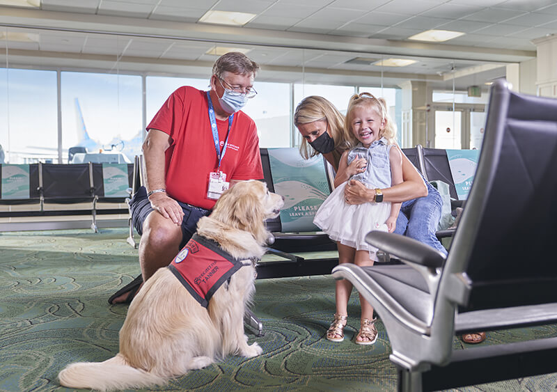 PIE PUPS (Pets Uplifting People) Airport Therapy Dogs